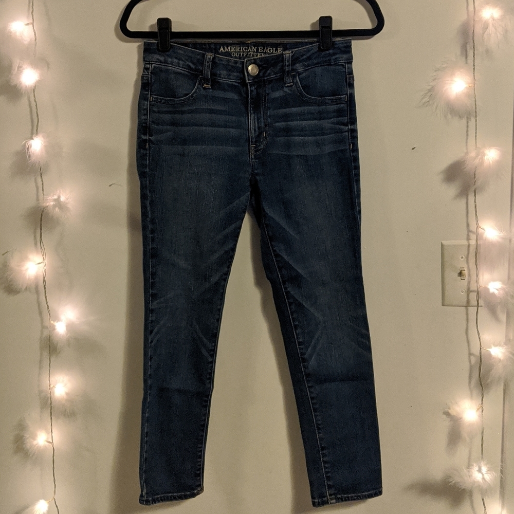 Hi-Rise Crop Jegging